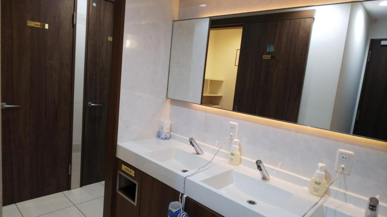 Kobe Capsule Hotel Seki Bagian luar foto